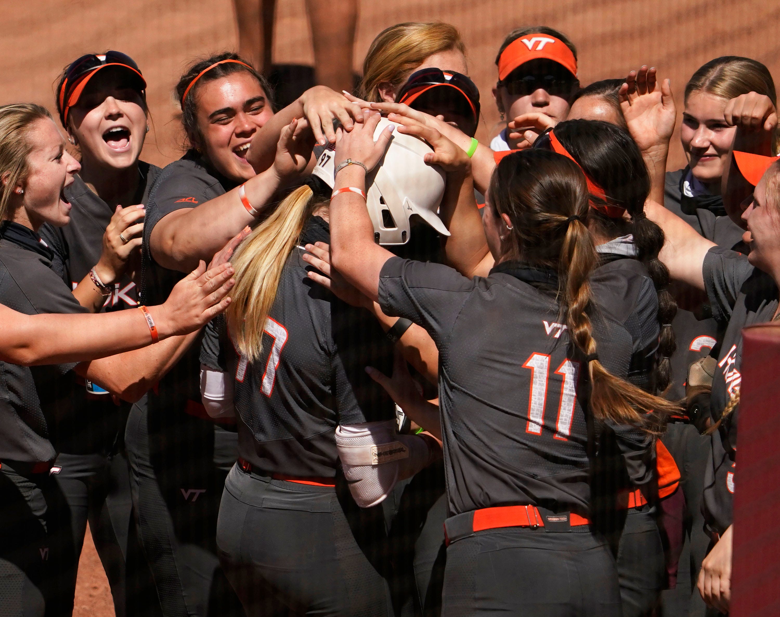 Women's College World Series predictions, NCAA softball Super Regional