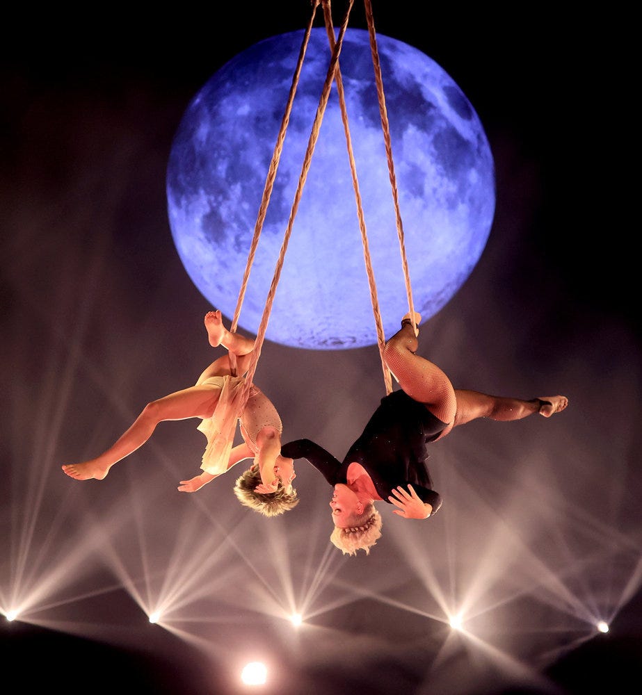 Pink's aerial Billboard Music Awards performance with daughter Willow