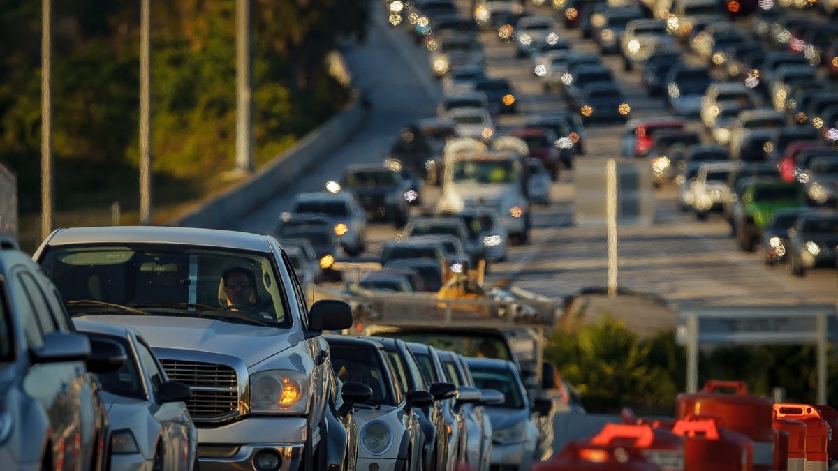 Rush hour traffic at 10th Avenue North and I-95 in Lake Worth Beach, Fla., on Thursday, January 28, 2021. Recent renovations to the ramps and travel lanes on 10th Avenue North have caused more traffic congestion than the previous road configuration. The Florida Department of Transportation plans to build another new traffic pattern at the intersection.