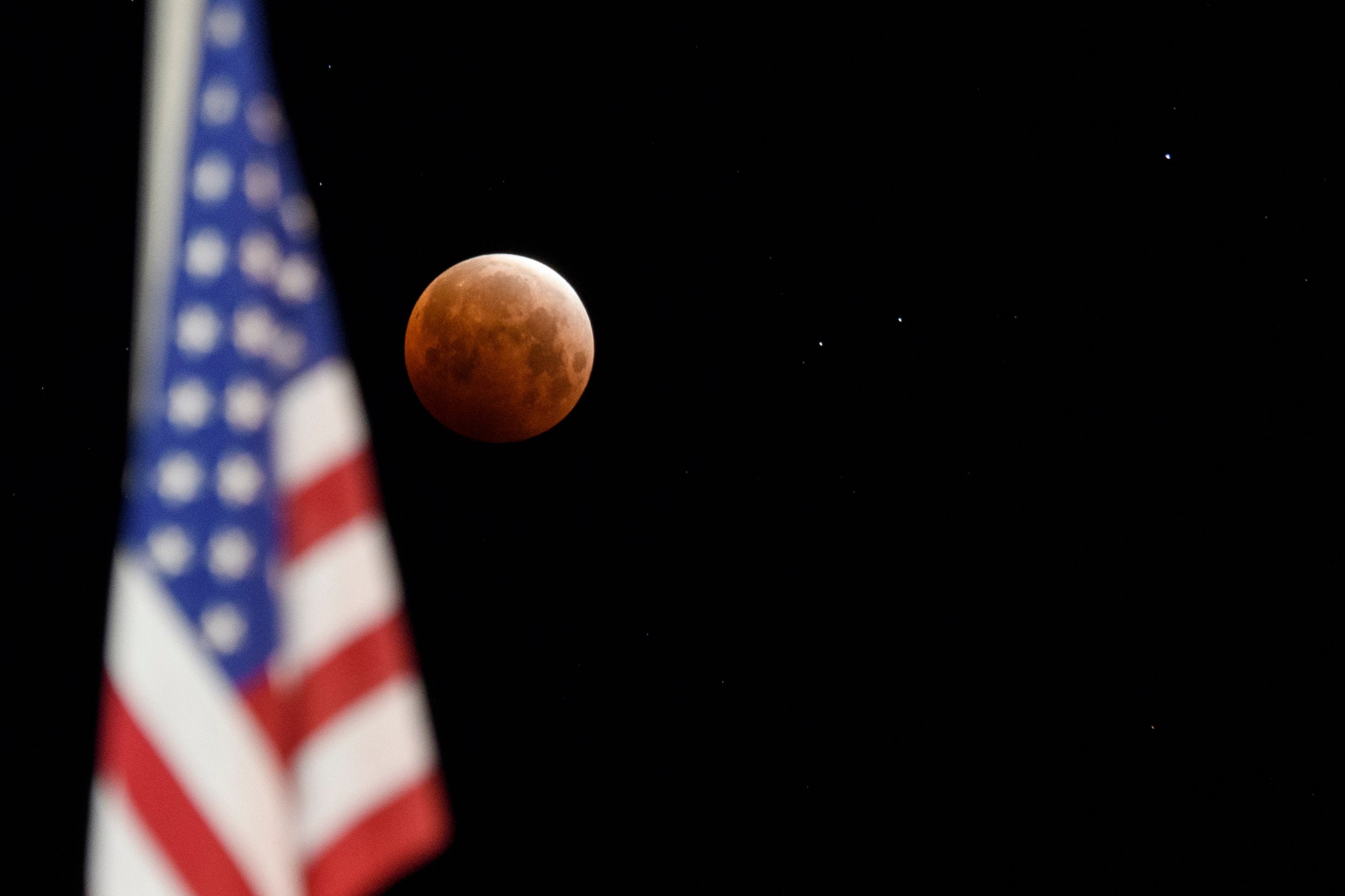 Super flower blood moon