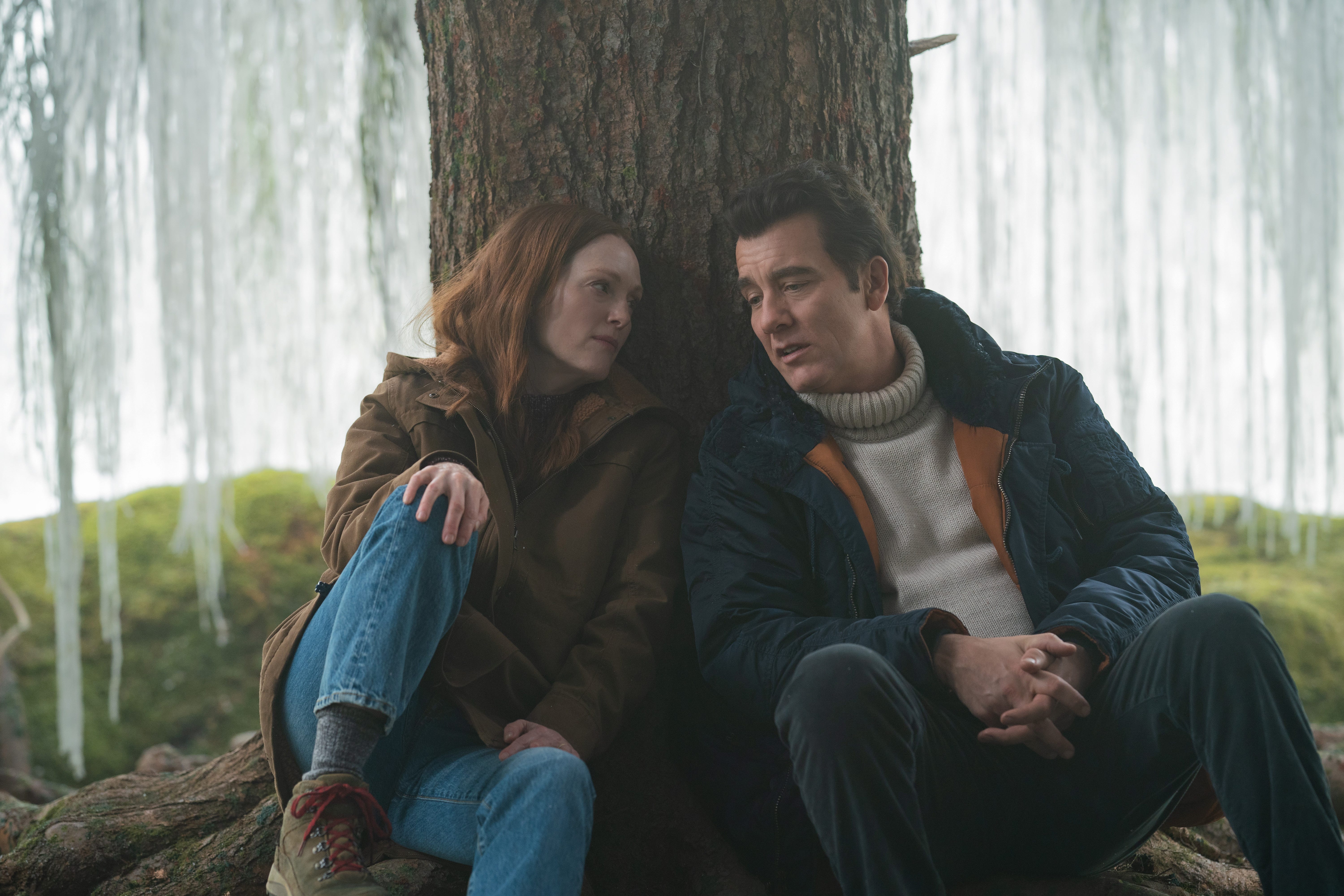 Julianne Moore as Lisey and Clive Owen as Scott in "Lisey's Story."