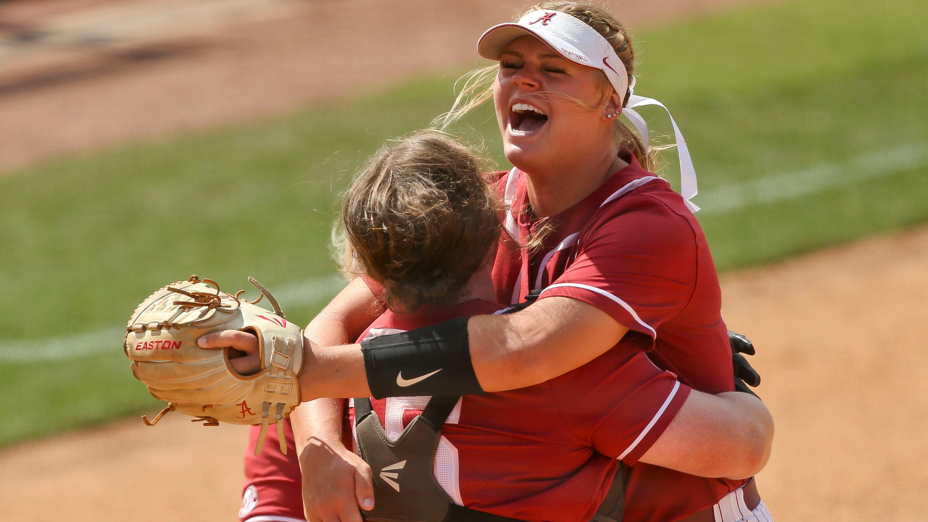 Alabama Softball Headed Back To WCWS alabama-softball-headed-back-to-wcws