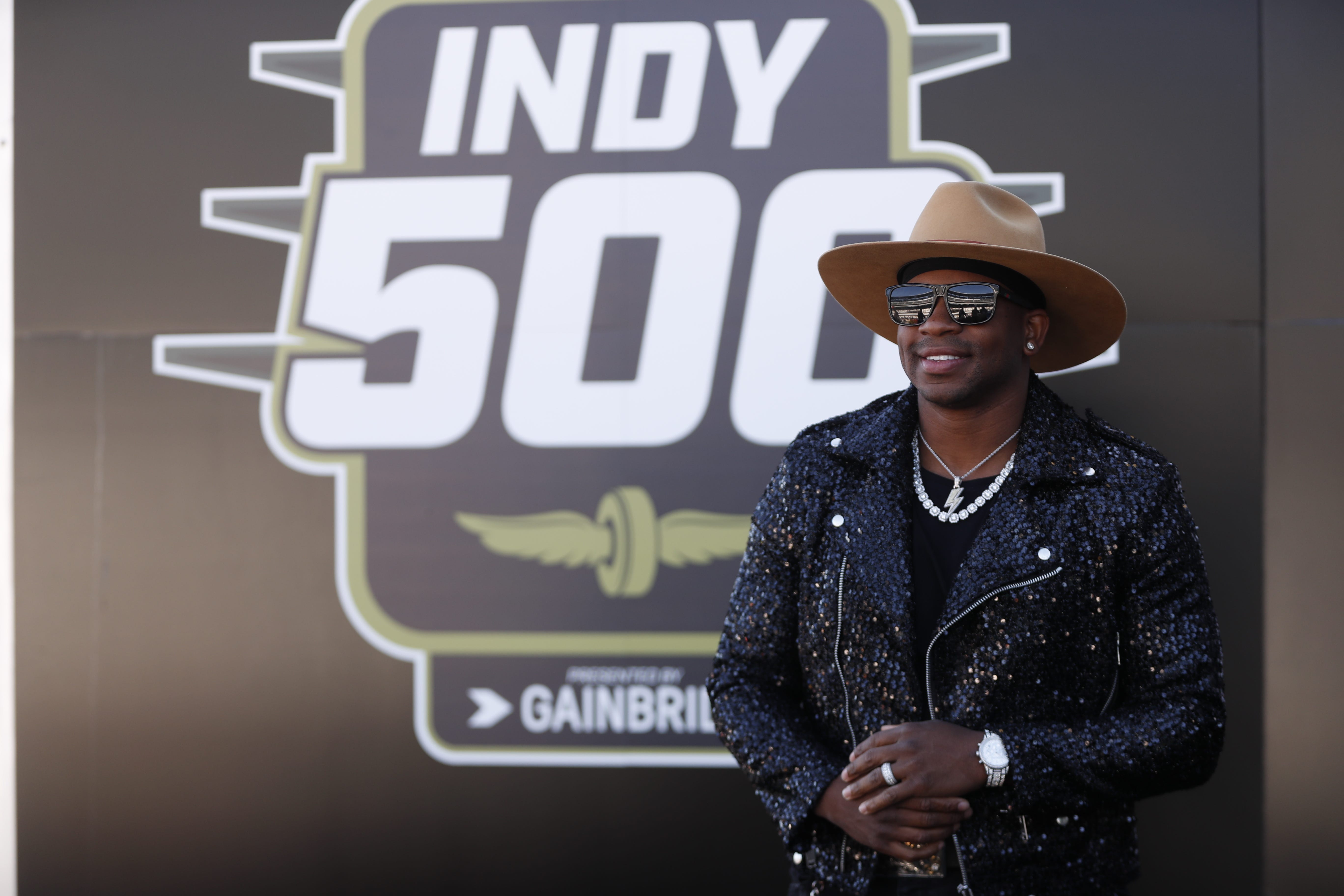 Indy 500 Jimmie Allen national anthem; '(Back Home Again in) Indiana'