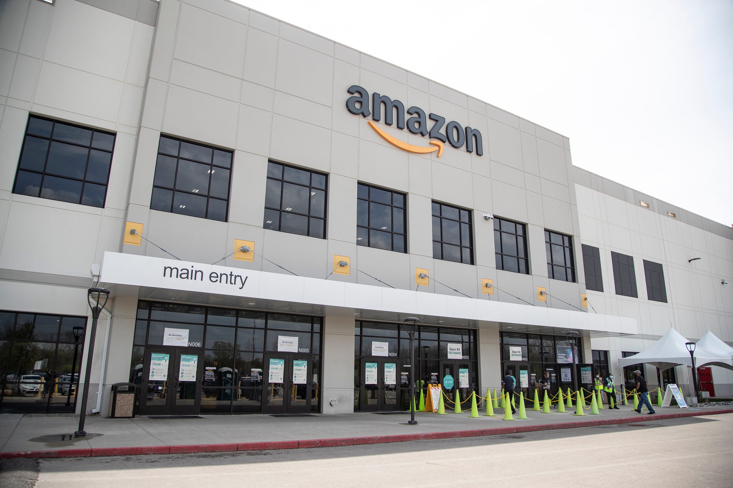 Hazel Park opens Amazon facility, brings sameday delivery