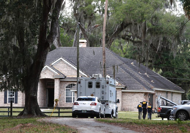 Volusia County Sheriff’s Office Major Case Unit was on scene at 1050 Osteen Enterprise Road in Deltona where a deputy-involved shooting Tuesday night left a 14-year-old girl with multiple gunshot wounds.