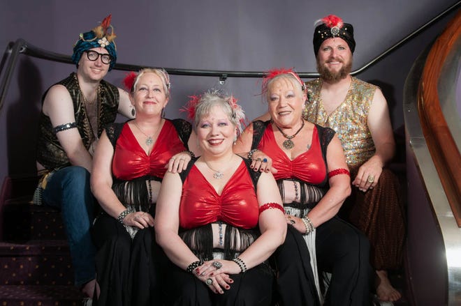 سيكون الأداء النهائي للعبة Target Tribal Bellidance في مسرح الكابيتول سيكون الأداء النهائي للعبة Target Tribal Bellidance في مسرح الكابيتول