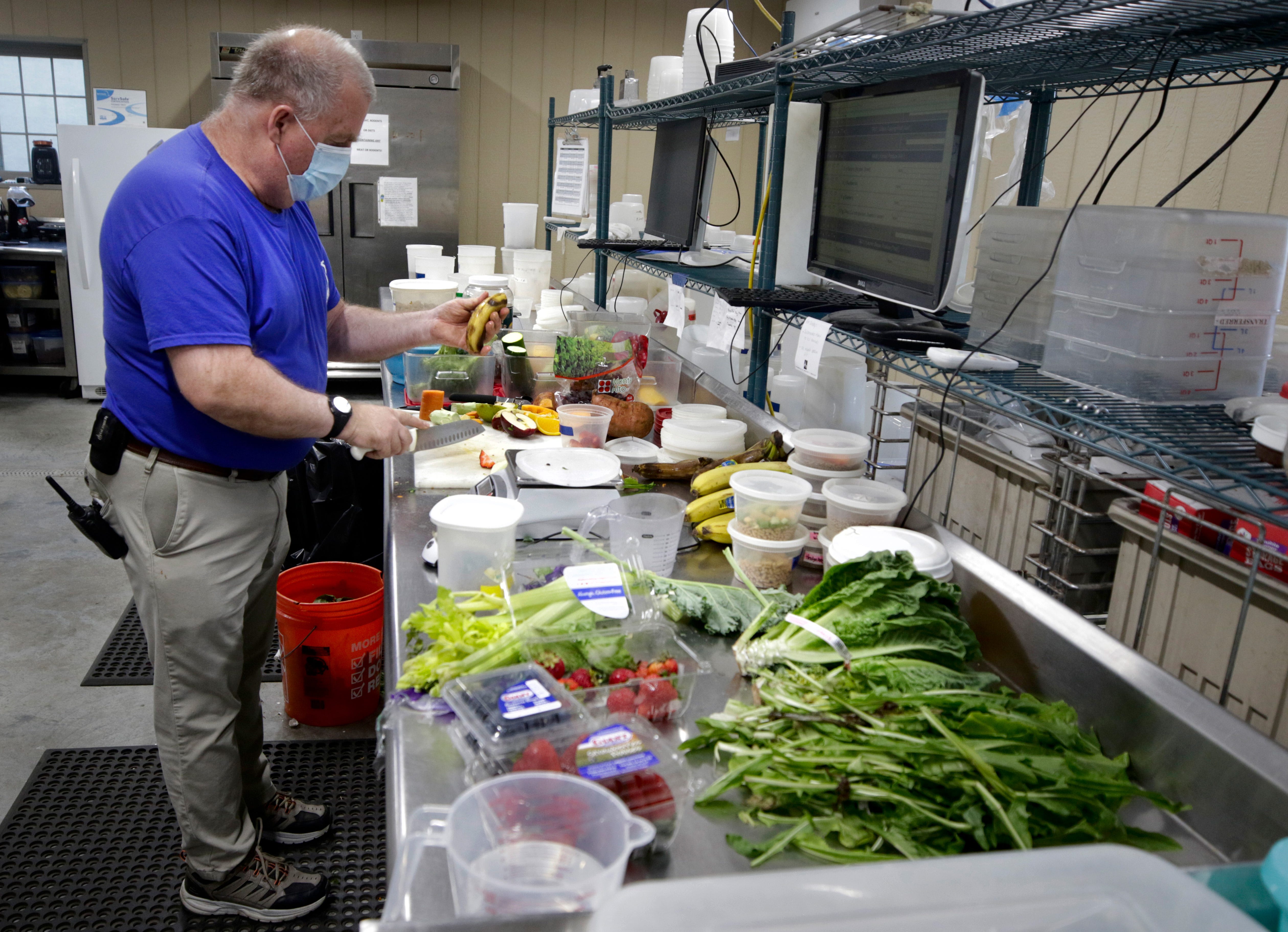 Here's what's on the menu for Roger Williams Park Zoo's animals