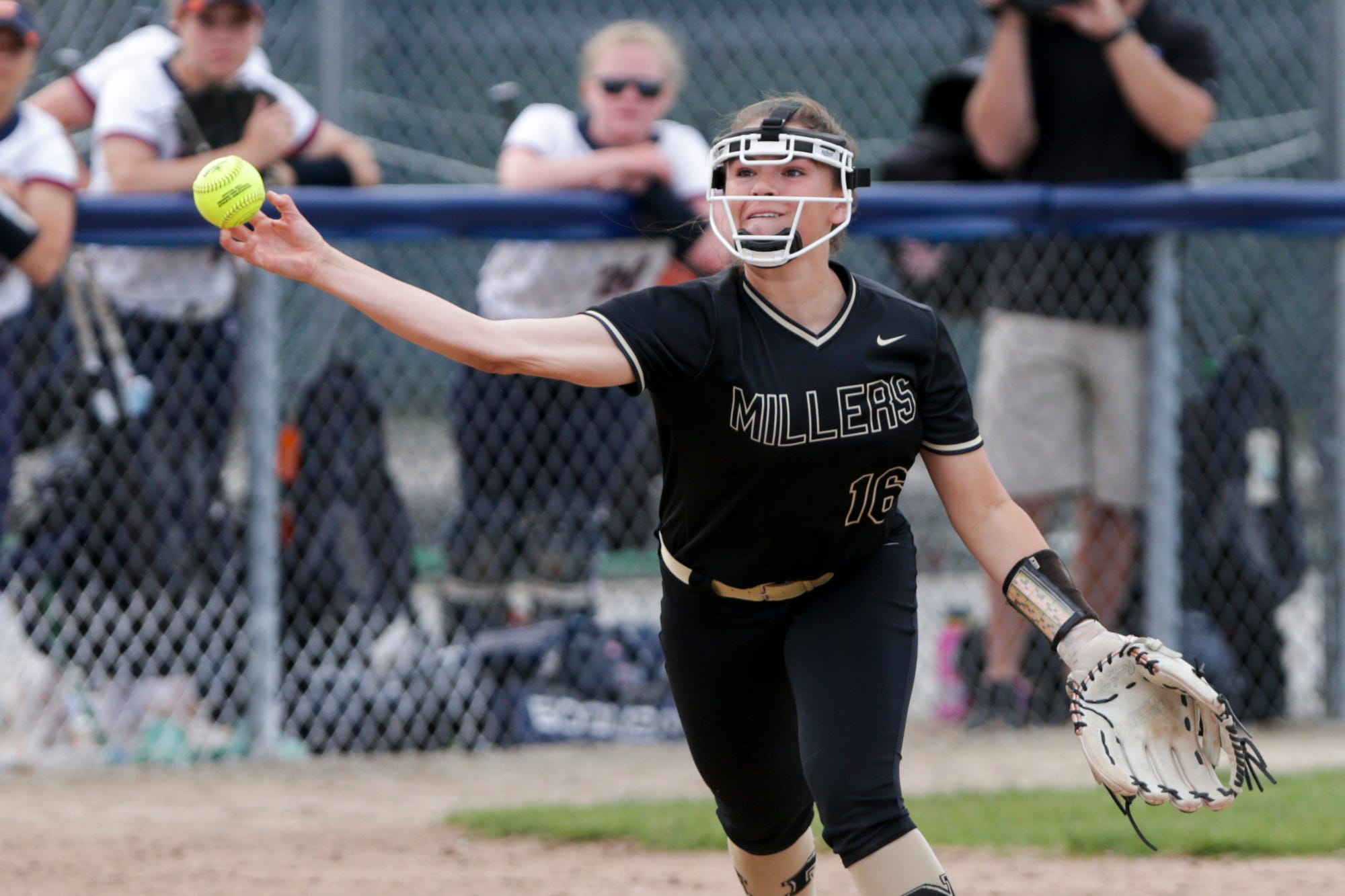 Indiana softball tournament Noblesville falls to Lake Central
