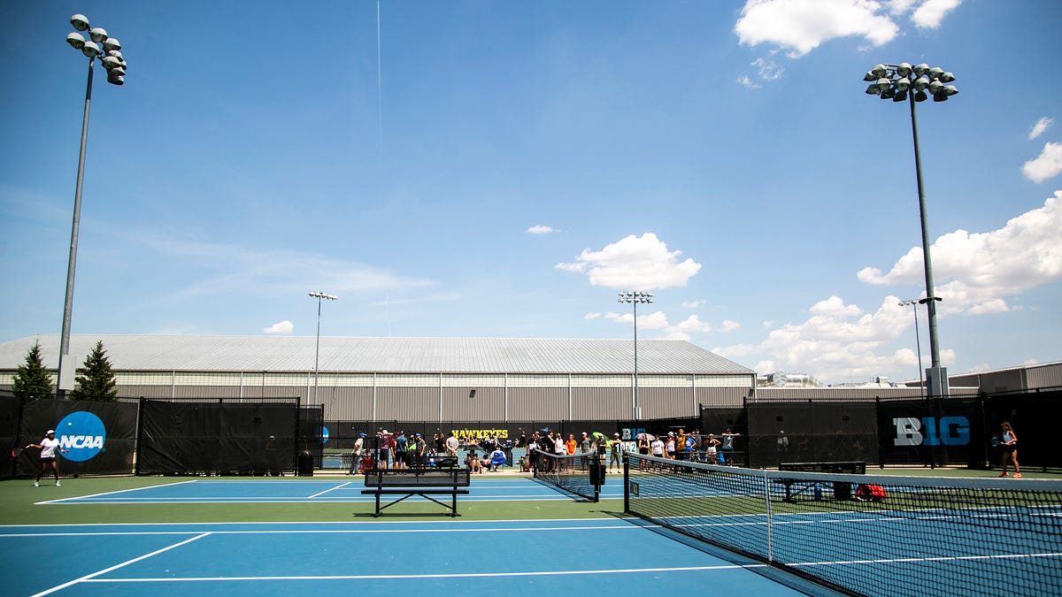 Kira Smith, Gabriella Fleming take home Iowa high school girls tennis state titles Kira Smith, Gabriella Fleming take home Iowa high school girls tennis state titles