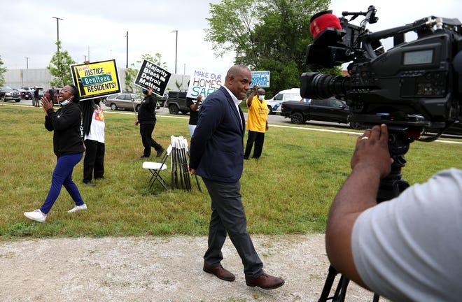 Ron Stallworth, the external affairs lead for Wayne County, Stellantis - North America has to walk away from an interview with a local Detroit TV station as he was getting drowned out by concerned citizens and residents of Beniteau Street. Stellantis held a press conference and ground breaking at the corner of Kercheval and Beniteau in Detroit dealing with the $1 million green initiative and education pavilion at Stormwater Park on Thursday, June 3, 2021.