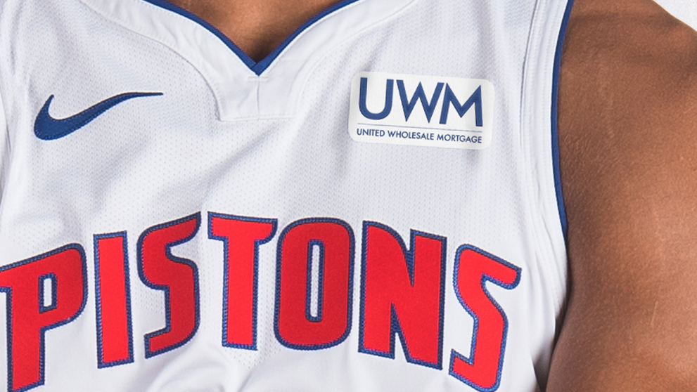 The United Wholesale Mortgage patch replaces Flagstar Bank on Pistons' jerseys.