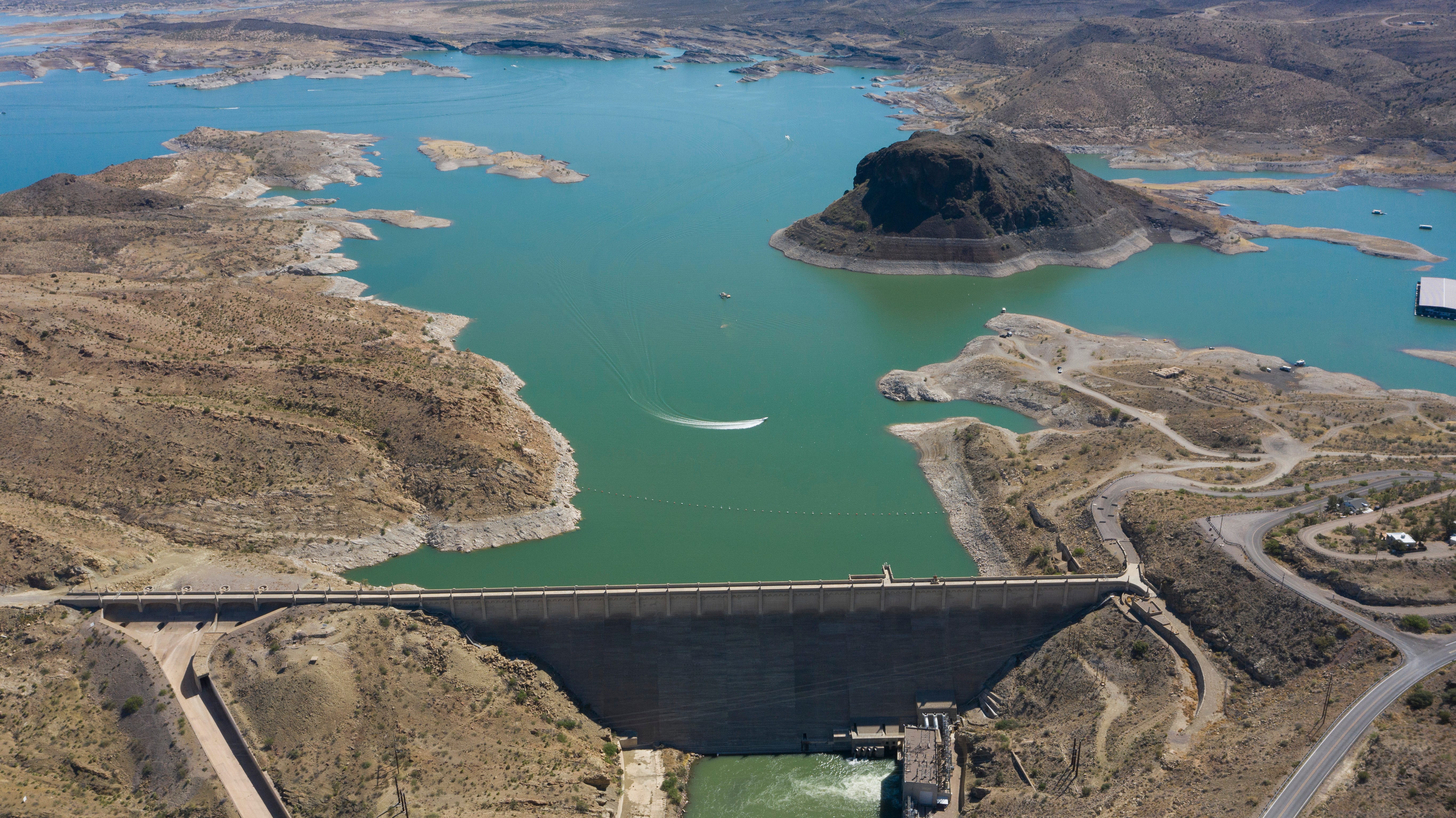 Rio Grande water supply turned on and off in New Mexico and Texas