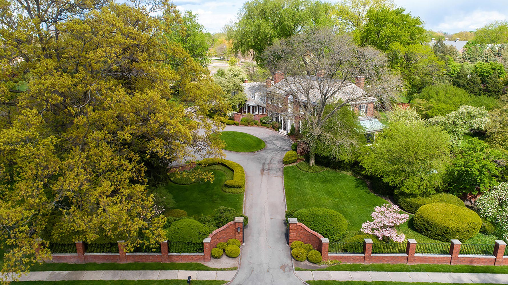 Grosse Pointe Farms mansion once owned by Fords is almost all original