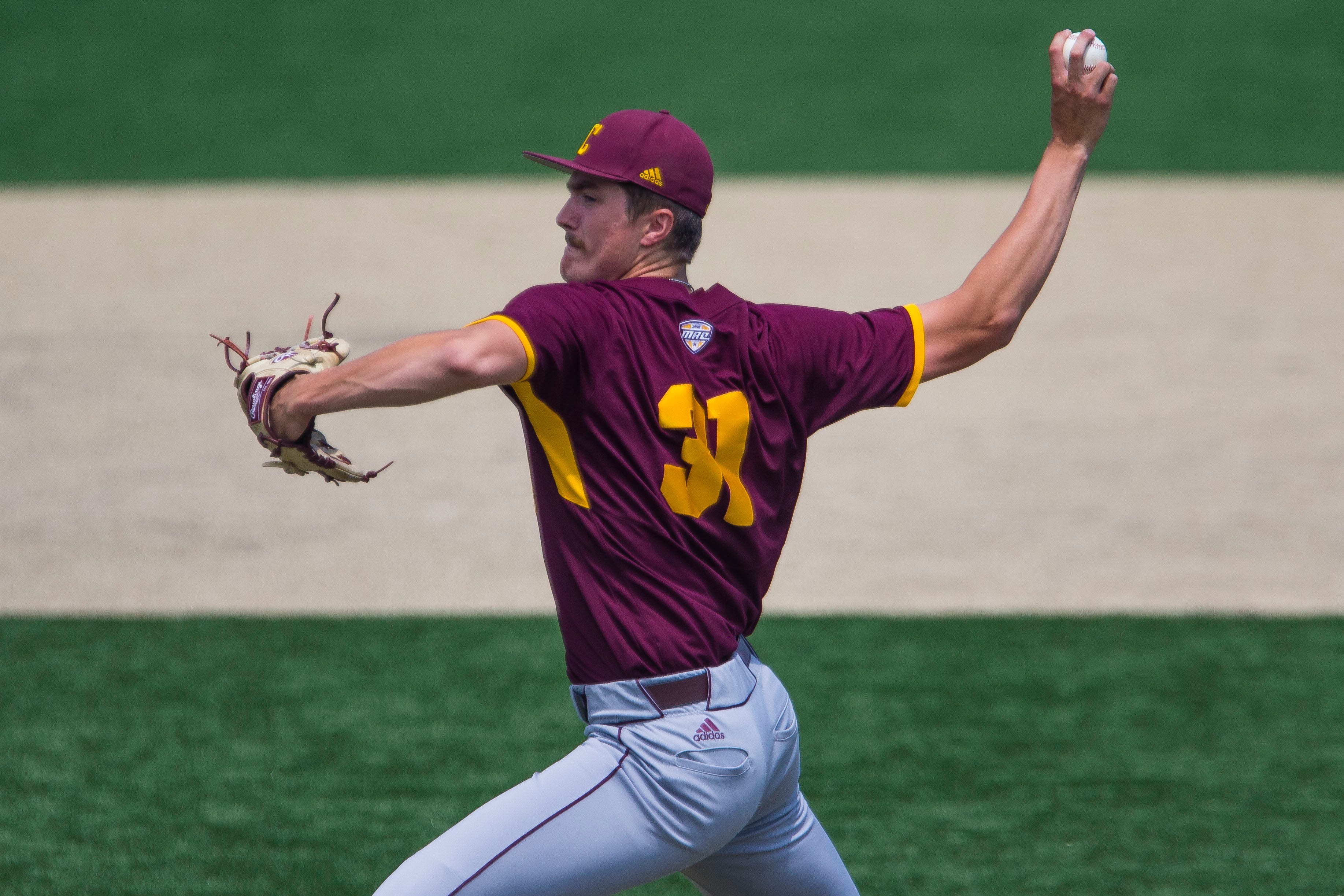 Houston Astros memilih Andrew Taylor dari Michigan Tengah di MLB Draft