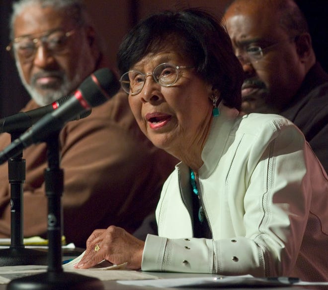 Austin philanthropist Ada Anderson speaks as part of a panel in 2007 at the George Washington Carver Museum and Cultural Center. The pioneering civil rights activist died Thursday at the age of 99.