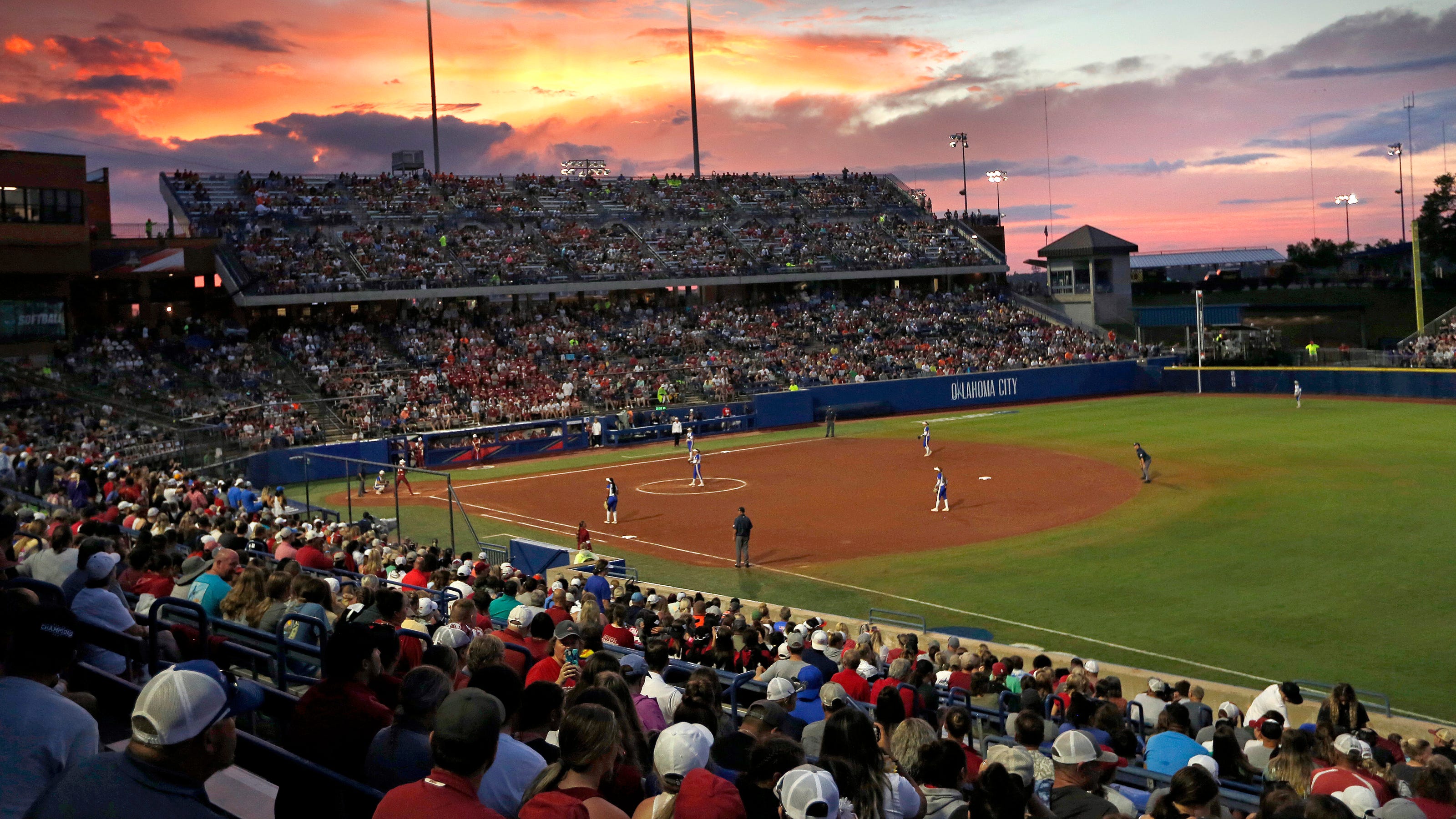 NCAA softball: WCWS adding two days to schedule starting in 2022 NCAA softball: WCWS adding two days to schedule starting in 2022