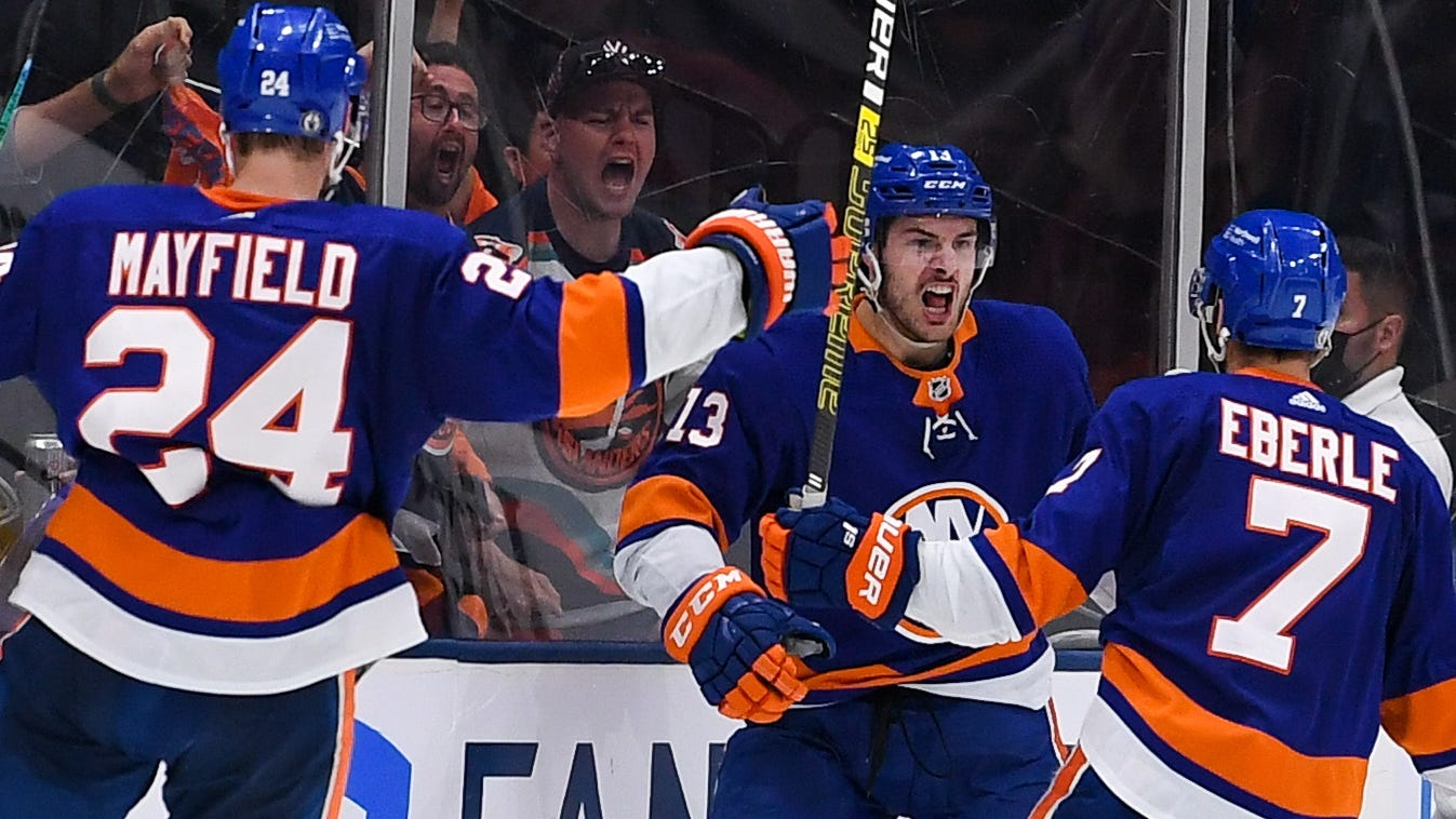 NHL playoffs: Islanders' Mathew Barzal scores winner after cheap shot