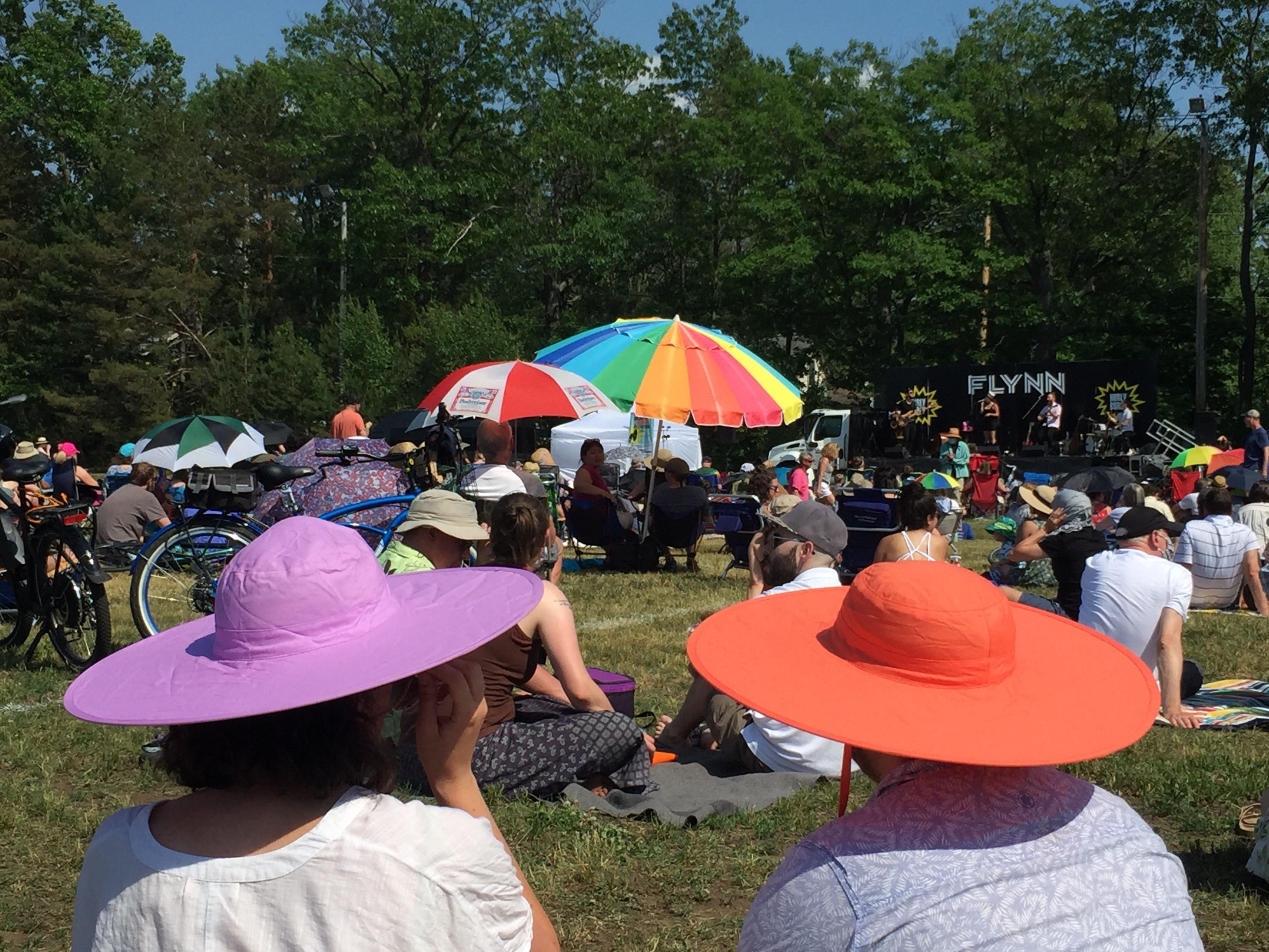 Burlingtonarea weather in 2021 was warm and dry