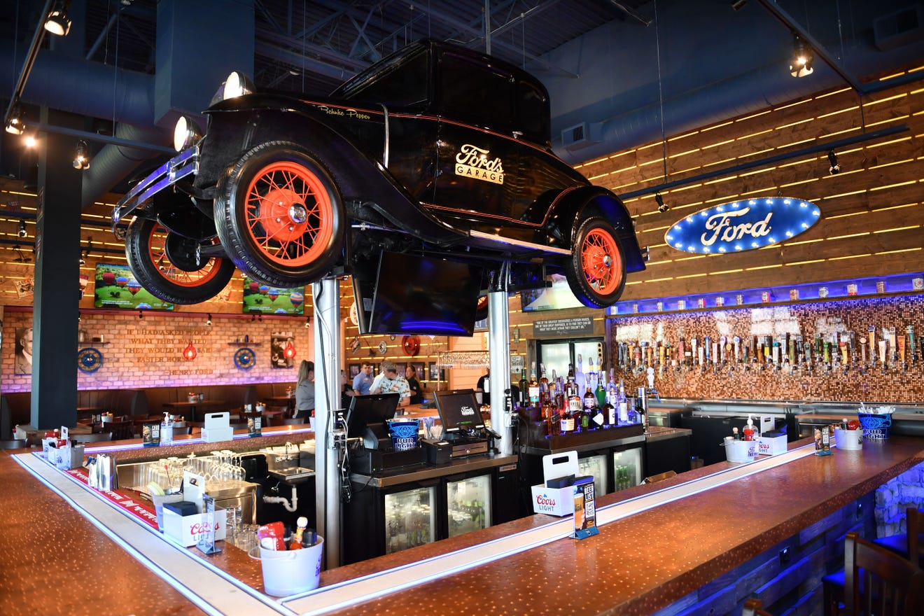 Sarasota restaurant news Ford's Garage now open