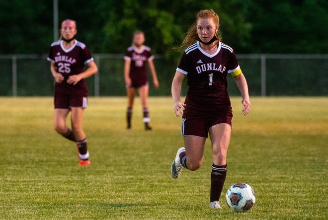 Dunlap's Samantha Cenek dribbles up the pitch last season during a game against Washington. Dunlap and the Panthers meet Tuesday in the Class 2A Peoria Sectional.