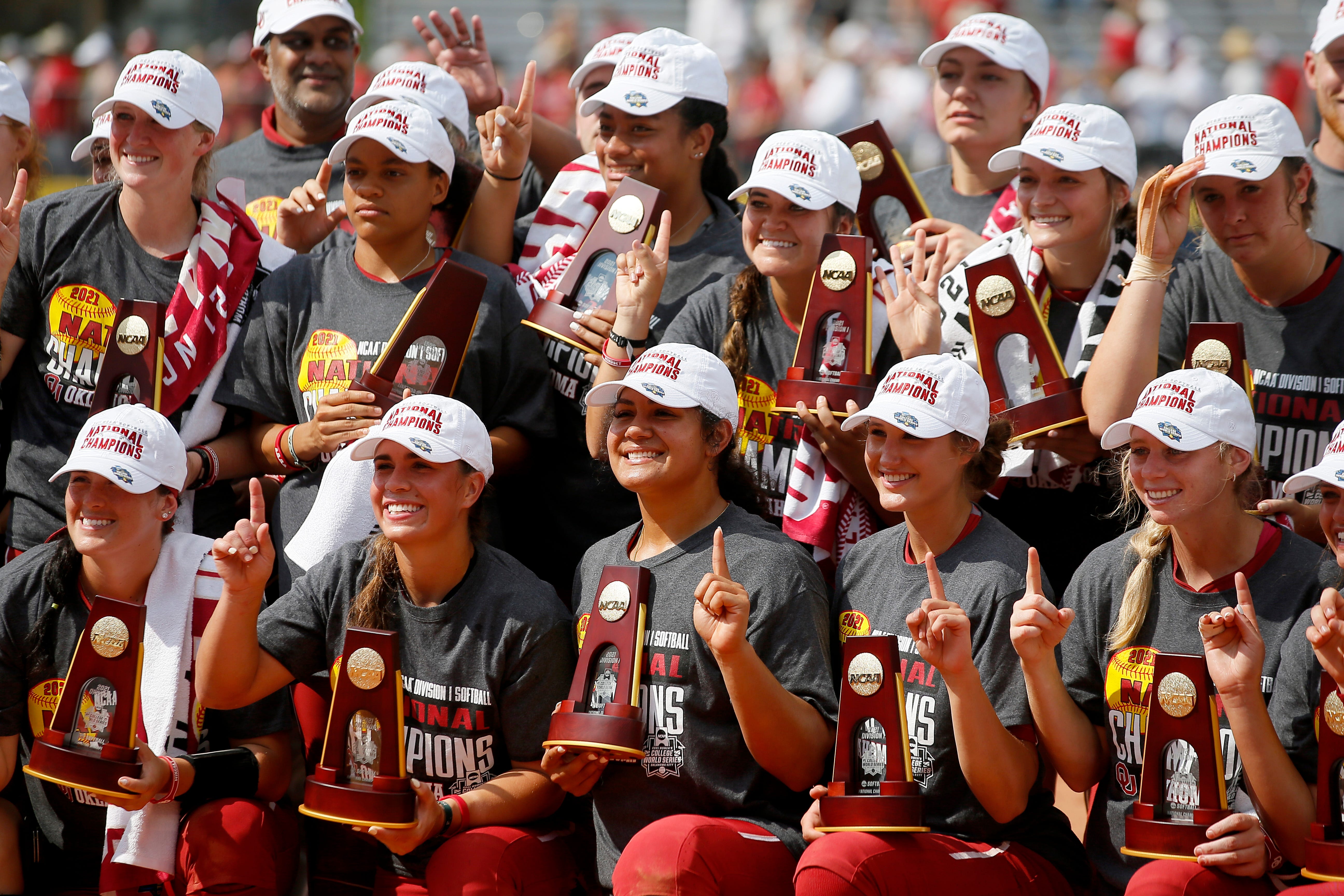 'This is real': How Oklahoma softball secured a record-setting donation for new stadium thumbnail