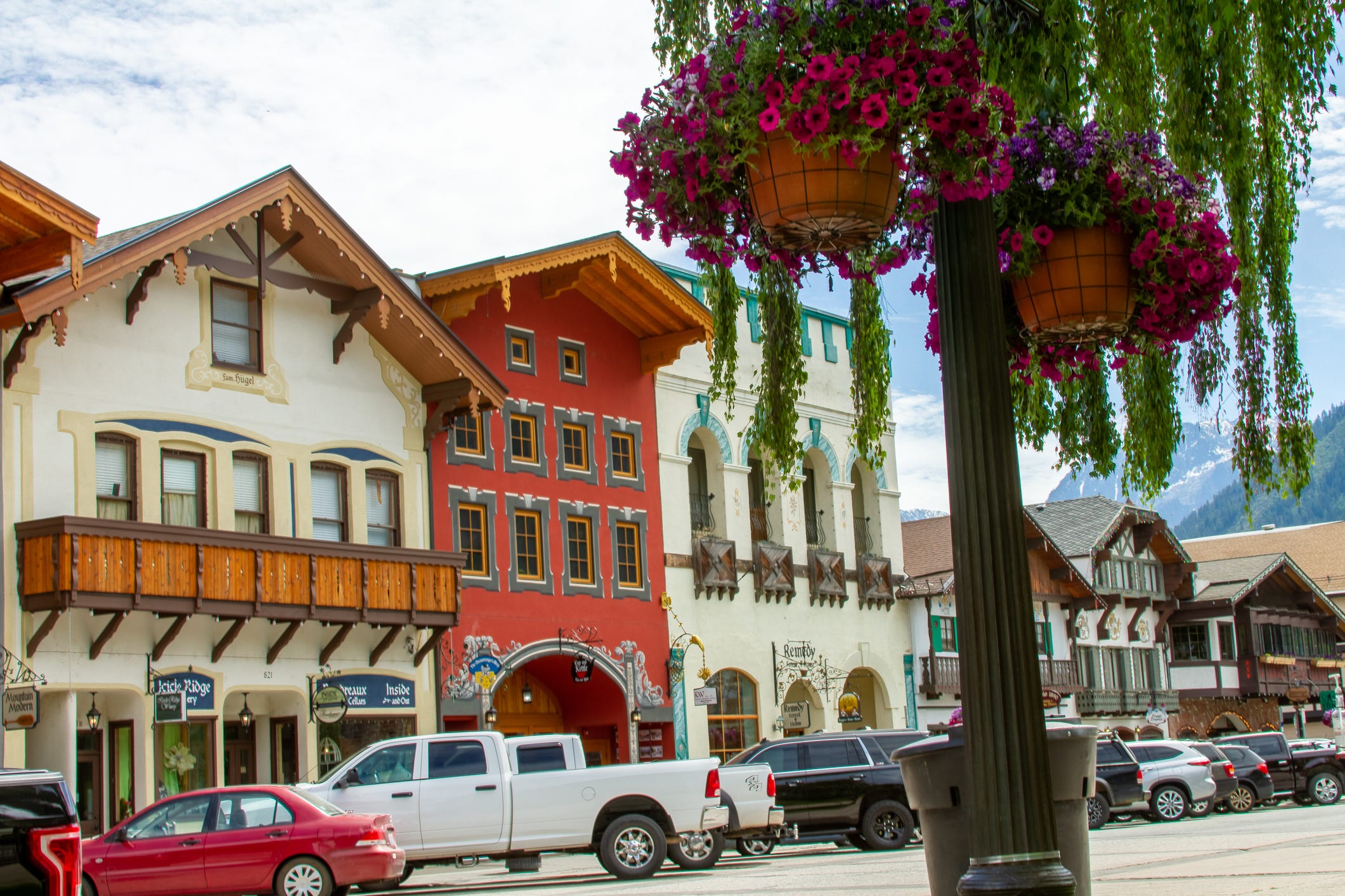 Want an alpine getaway without leaving the US? Try Chelan, Washington Want an alpine getaway without leaving the US? Try Chelan, Washington