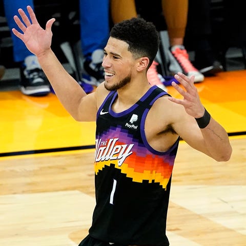 Devin Booker and the Suns have won five straight.