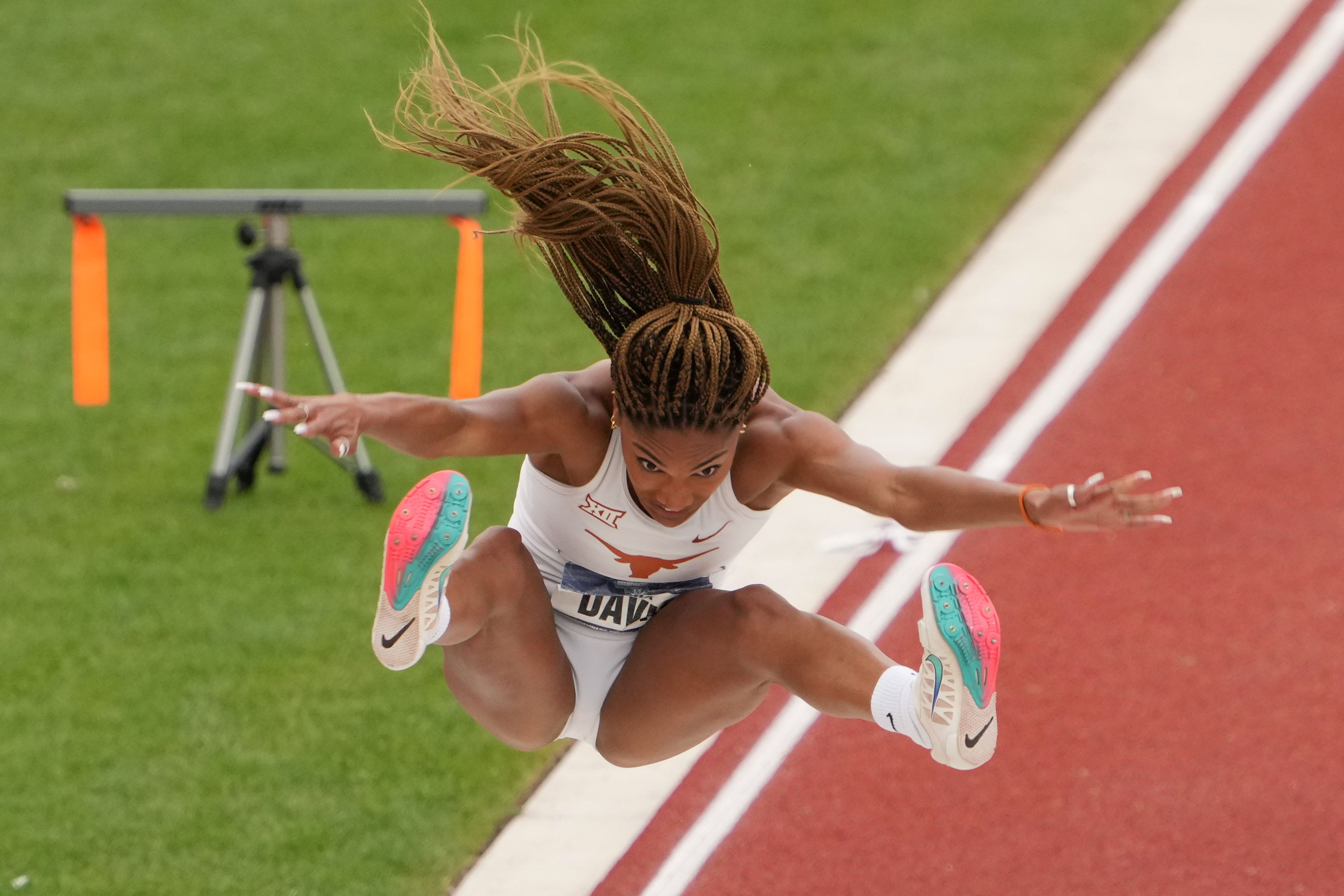 Agoura Graduate Tara Davis Ready To Take The Leap To Olympic Stardom from w...