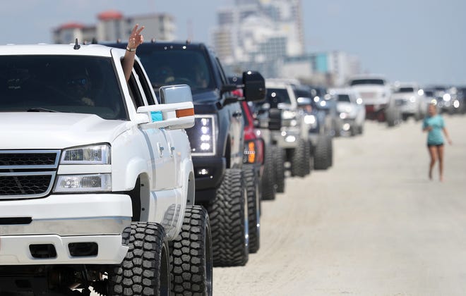 Daytona Truck Meet opens three-day event in Daytona Beach Daytona Truck Meet opens three-day event in Daytona Beach