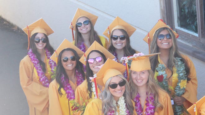 Yreka High School Sends 115 Students Into The World At 2021 Graduation Yreka High School Graduation 2022