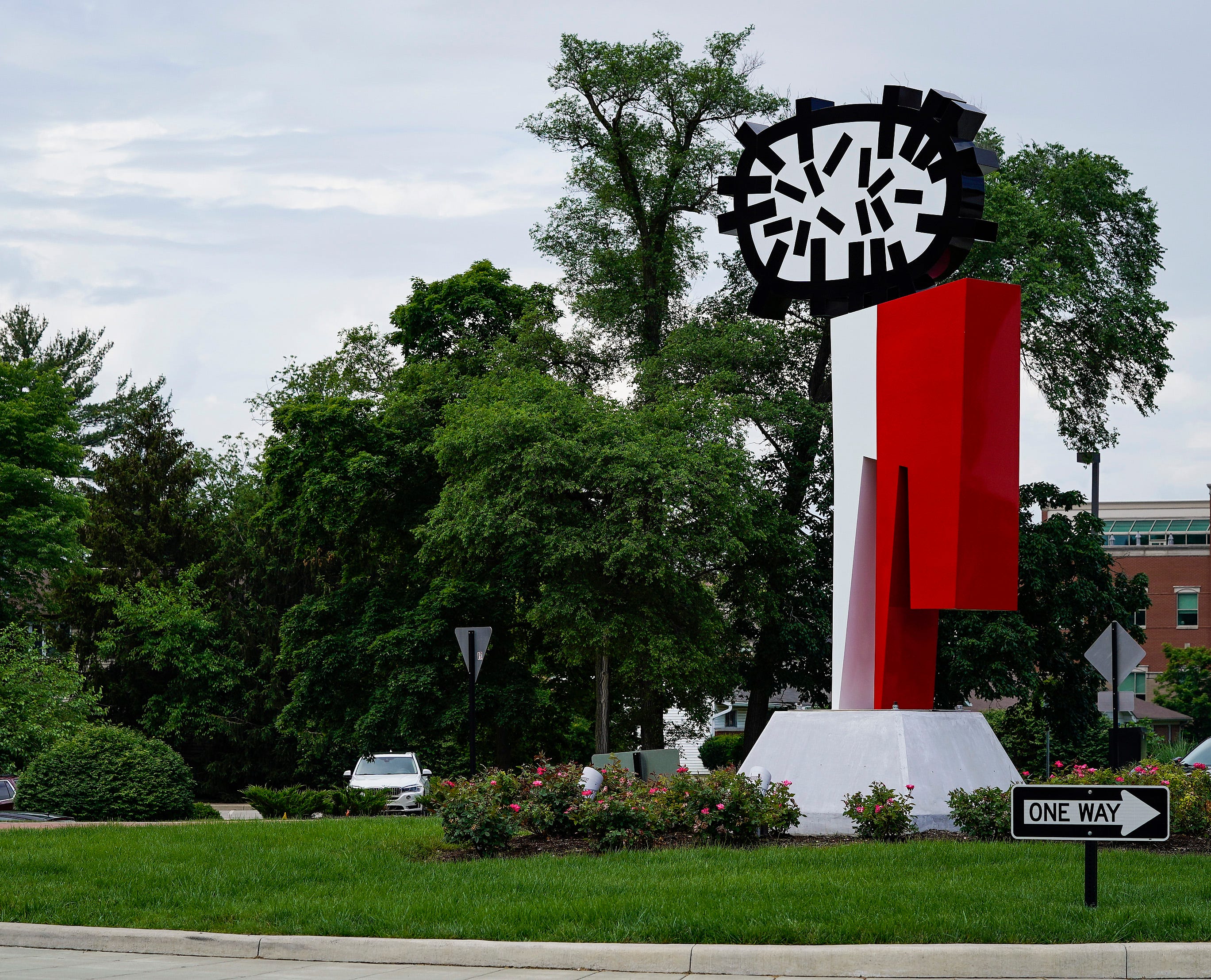 Indiana Art Carmel roundabout artwork has a story behind it