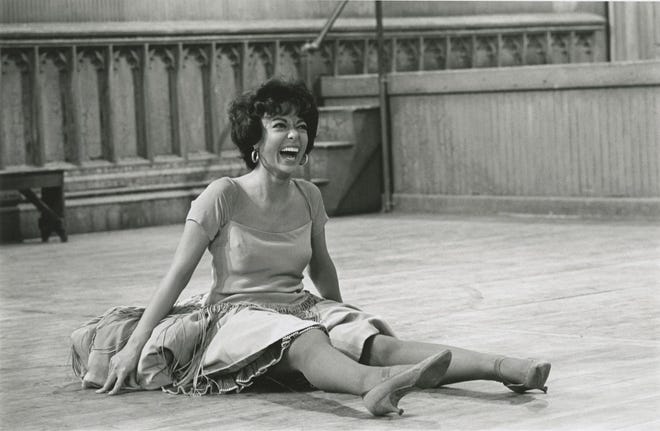 Rita Moreno opowiada o powtórce „West Side Story” i chwali „niesamowitą” nową Anitę Rita Moreno opowiada o powtórce „West Side Story” i chwali „niesamowitą” nową Anitę