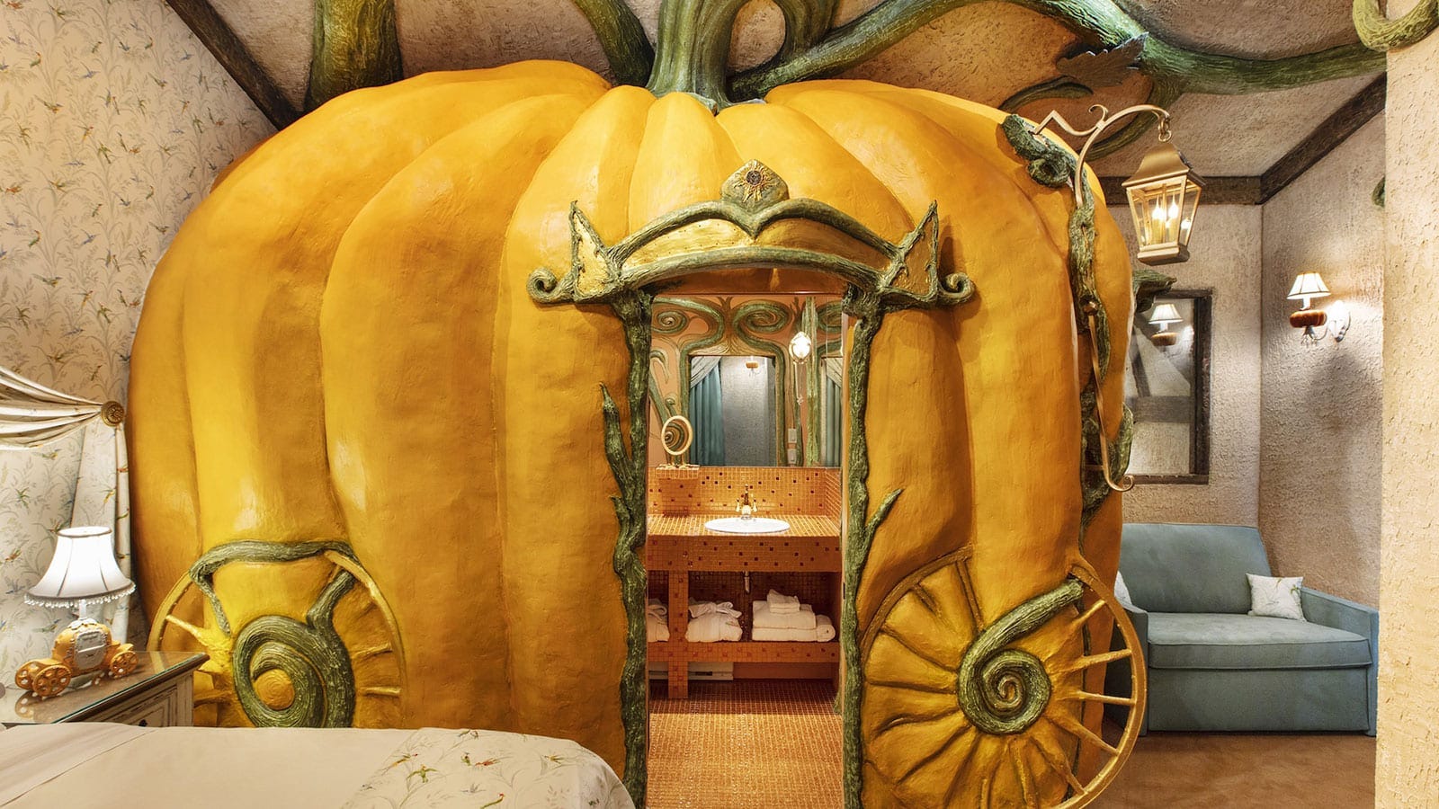 17 delightful kid-themed hotel rooms dedicated to 'Eloise,' 'SpongeBob,' 'Legos, more 17 delightful kid-themed hotel rooms dedicated to 'Eloise,' 'SpongeBob,' 'Legos, more