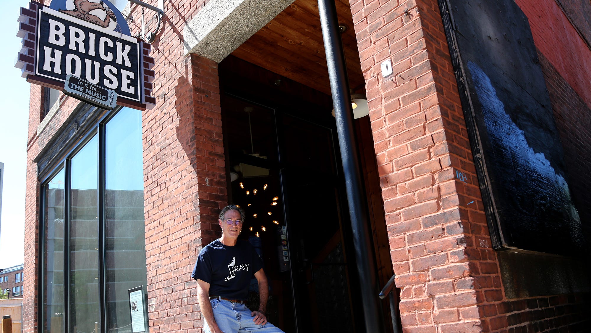 Dover Brickhouse, Somersworth NH's Gravy restaurants to work as a team