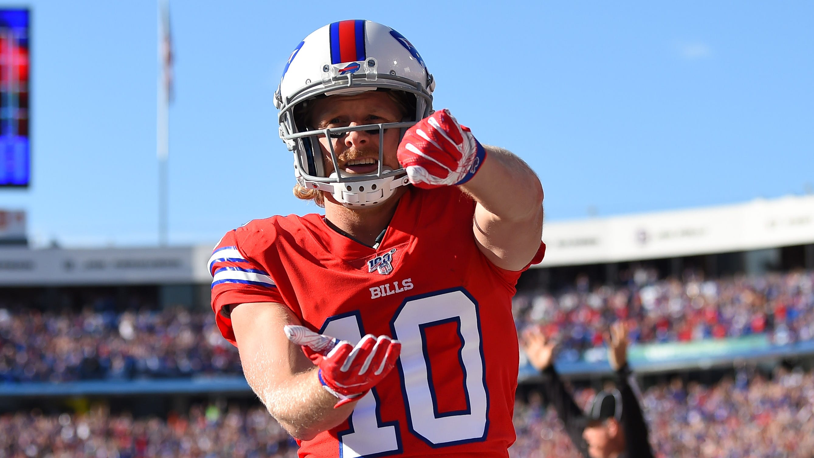 Bills receiver Cole Beasley blasts NFLPA over COVID-19 protocols: It's a 'joke' - USA TODAY