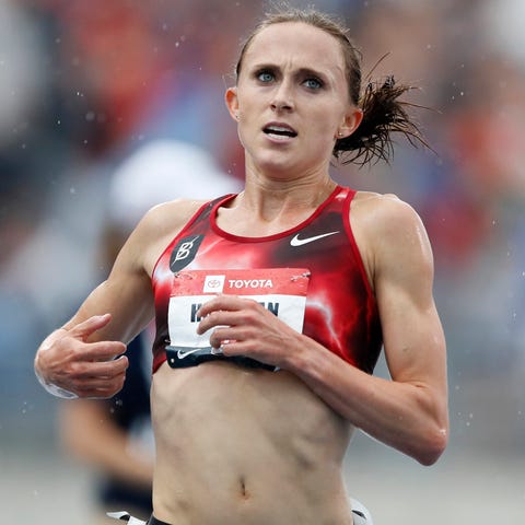 Shelby Houlihan is the American record holder at 1