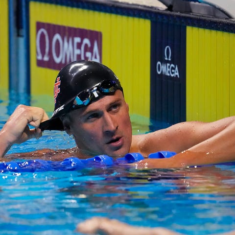 Ryan Lochte reacts in the men's 200 Individual Med