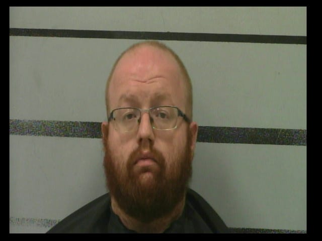 Man charged with child porn, accused of taking teen from Georgia to Lubbock