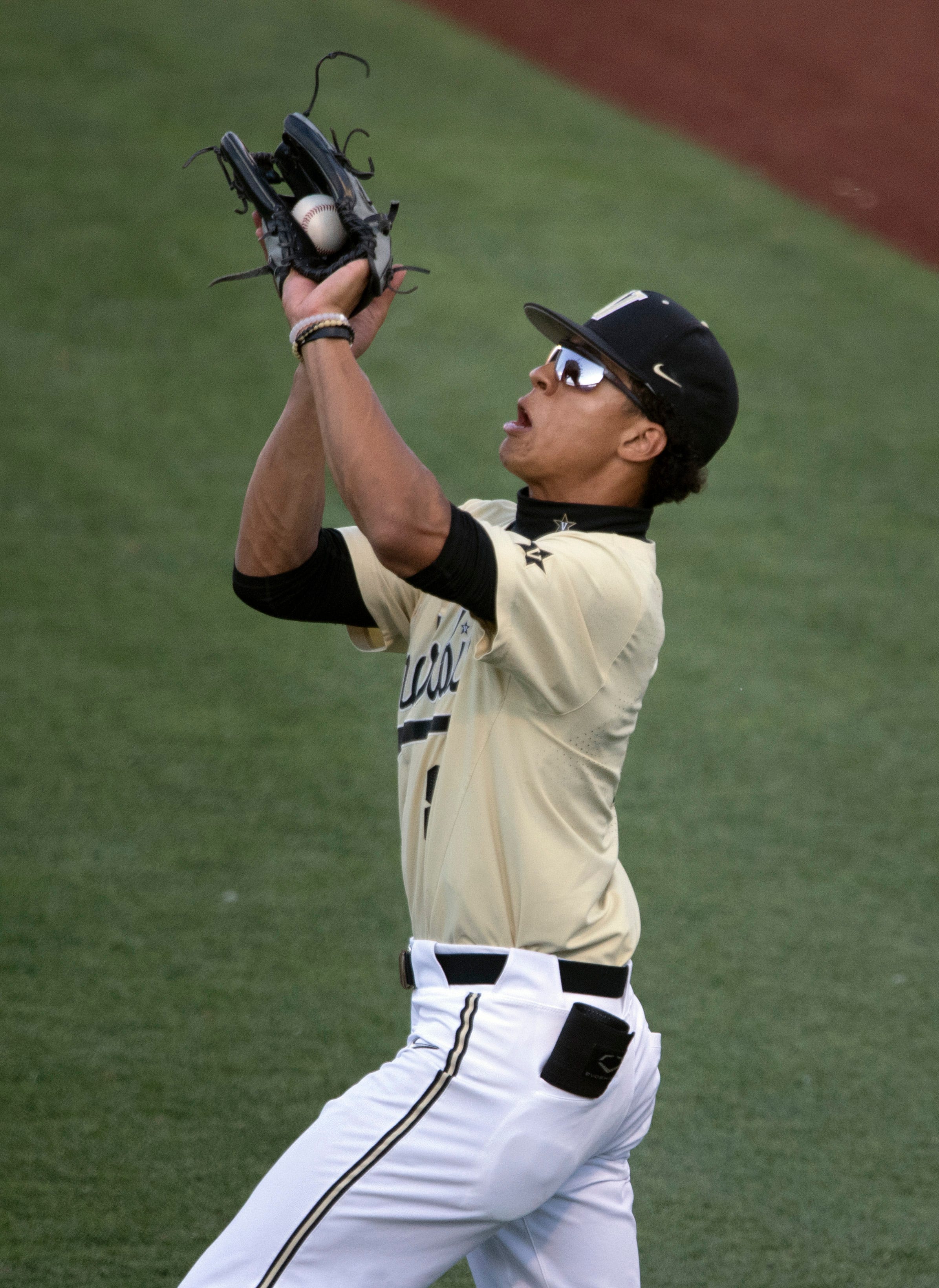Isaiah Thomas 3 Facts On The Vanderbilt Baseball Outfielder