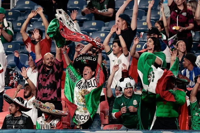 La selección nacional de México advierte a los fanáticos que no usen cánticos anti-gay en Nashville La selección nacional de México advierte a los fanáticos que no usen cánticos anti-gay en Nashville