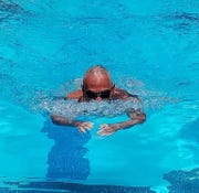 Since moving to Arizona 28 years ago, Peter Eisenklam, who’s 78, has competed around the world with National Senior Games and U.S. Masters Swimming.
