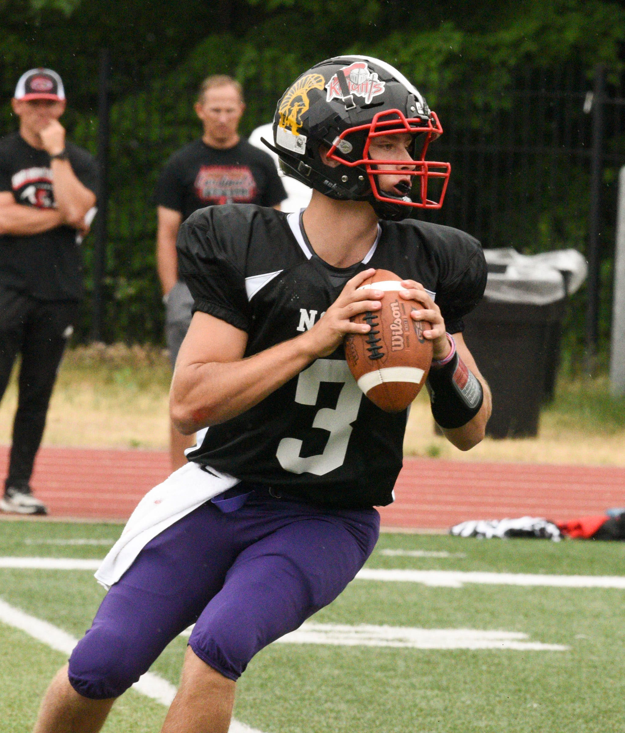 Late addition quarterback Bauer leads North to All-Star game victory