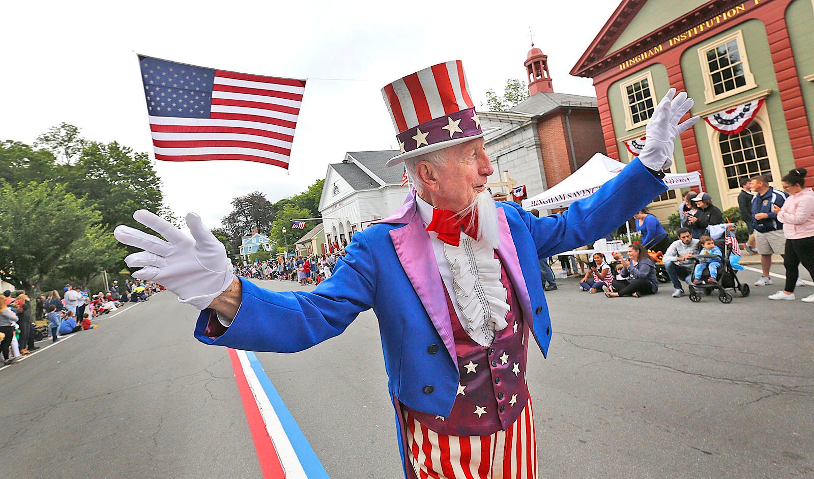 Hingham Fourth of July parade brings community together