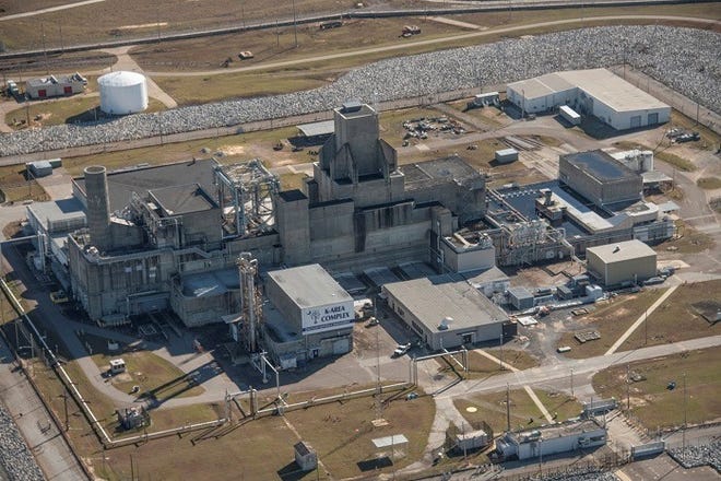 A view of the Savannah River Site K Area Complex where plutonium downblending operations are taking place.