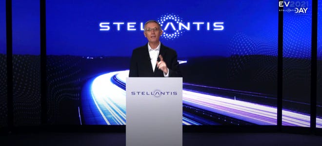 Stellandis planea eliminar 2.000 puestos de trabajo en Italia este año