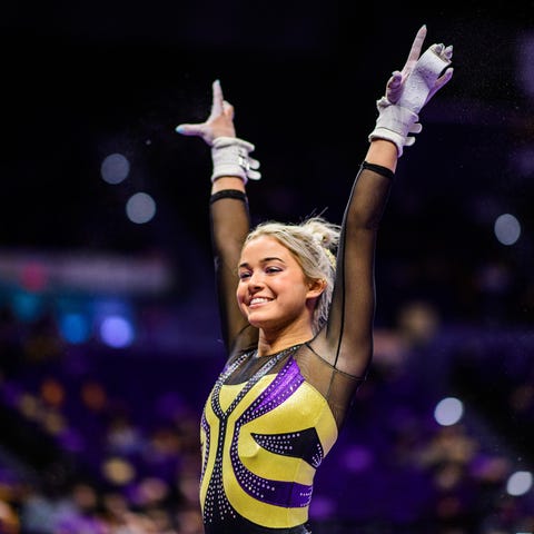 LSU gymnast Olivia Dunne performs earlier this yea