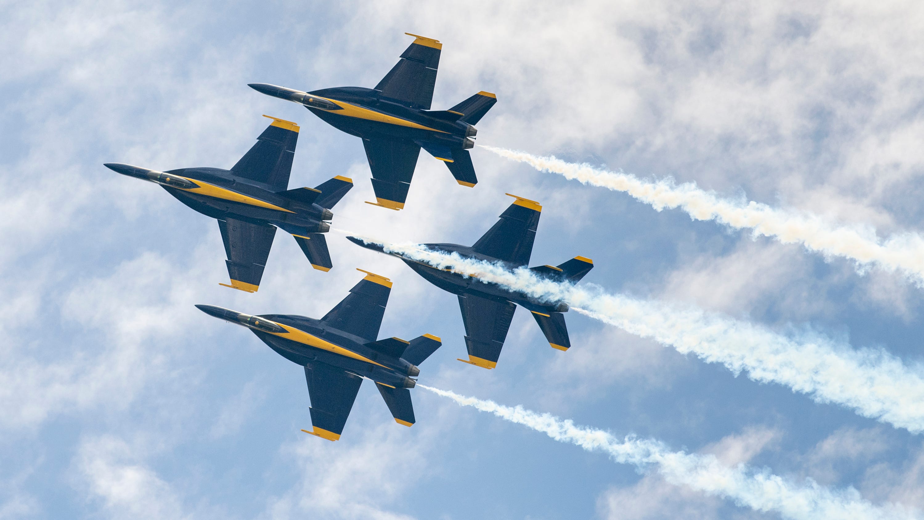 Blue Angels 2021 Air Show at Pensacola Beach full schedule