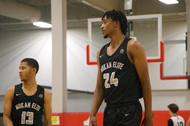 Aidan Shaw intrigued by Iowa basketball's free-flowing offense Aidan Shaw intrigued by Iowa basketball's free-flowing offense