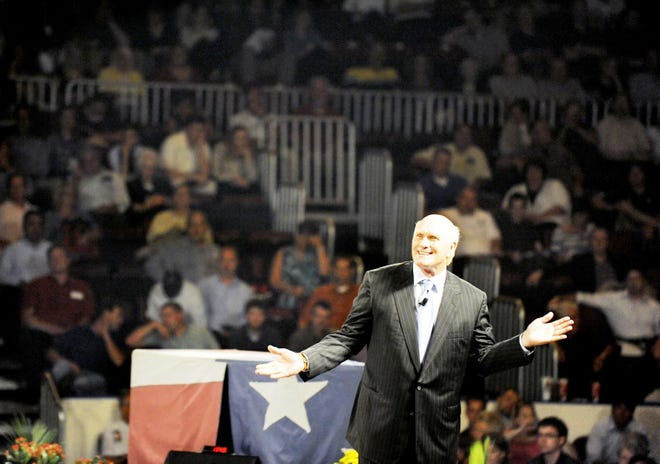 Former NFL quarterback and current TV personality Terry Bradshaw in 2010, when he appeared at the Get Motivated Business Seminar at the Peoria Civic Center.