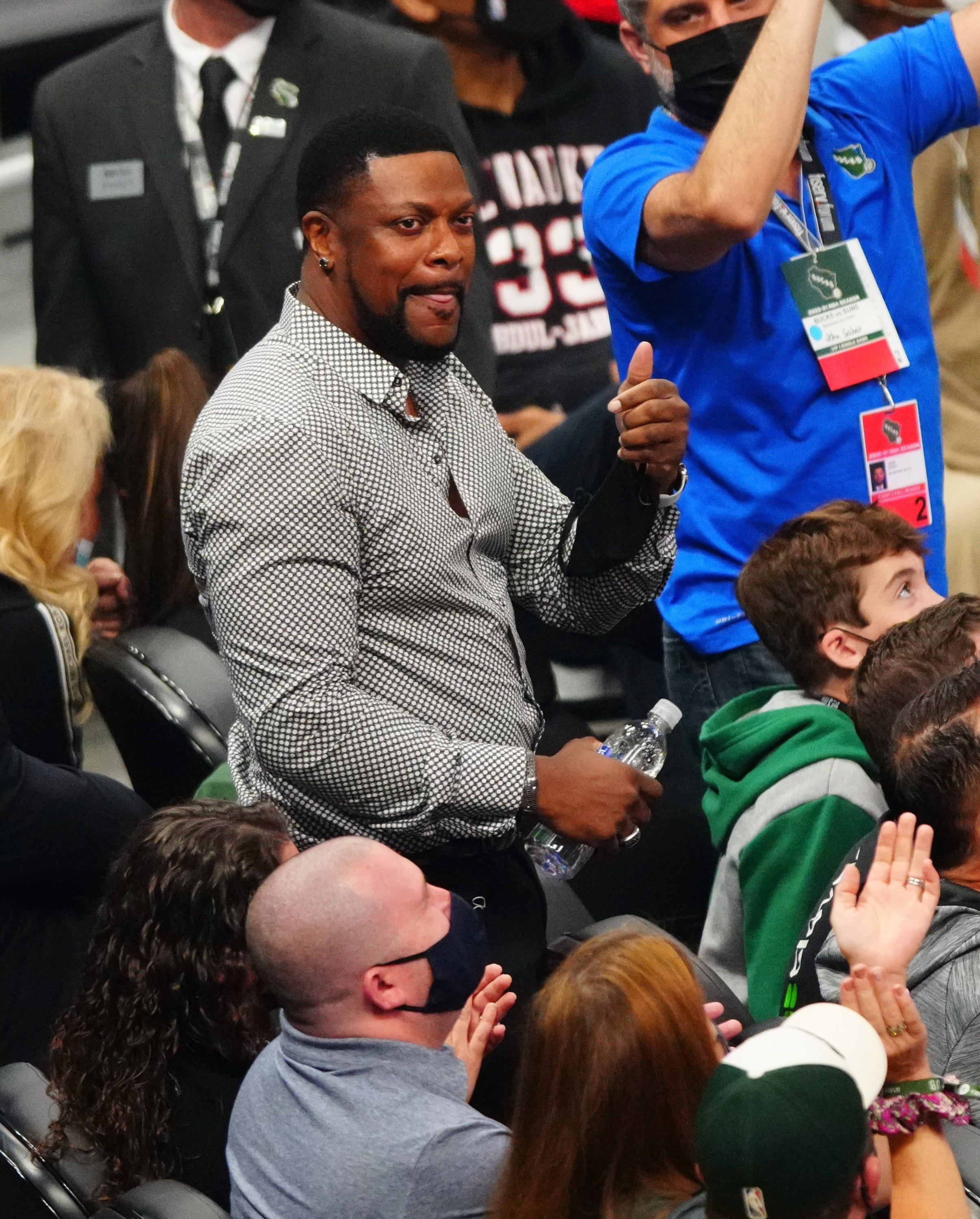 Chris Tucker Anthony Anderson Mock Milwaukee After Nba Finals Win
